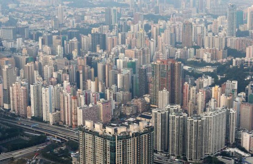 ■市場上有不少持有住宅物業的公司,以轉讓公司股權形式買賣住宅單位,避開買家印花稅和雙倍印花稅。 資料圖片 ■市場上有不少持有住宅物業的公司,以轉讓公司股權形式買賣住宅單位,避開買家印花稅和雙倍印花稅。 資料圖片