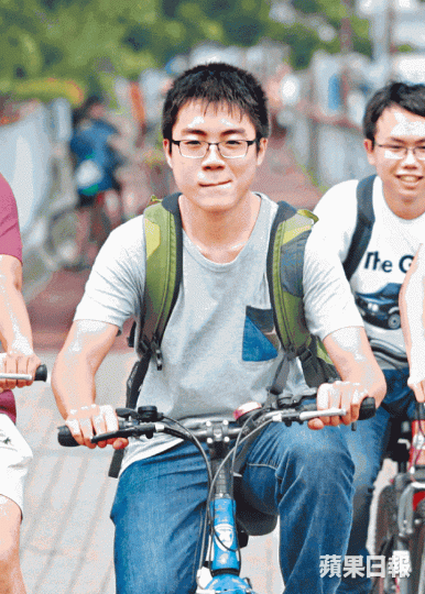 ■Bryan曾因病入院體會苦等醫生之苦,因而盼做一個有同理心的好醫生。張柏基攝 ■Bryan曾因病入院體會苦等醫生之苦,因而盼做一個有同理心的好醫生。張柏基攝