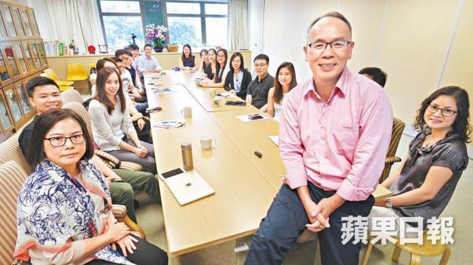 ■葉兆輝及其團隊從自殺人士留下的遺書,希望找出預防方法。 ■葉兆輝及其團隊從自殺人士留下的遺書,希望找出預防方法。