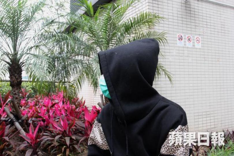 ■任職按摩師的阿Dick到銅鑼灣一間水療中心上班後發現有色情成份,事後已離職。黃學潤攝 ■任職按摩師的阿Dick到銅鑼灣一間水療中心上班後發現有色情成份,事後已離職。黃學潤攝