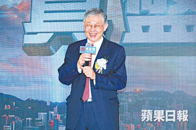 ■施永青踢爆廣告盤叫價比市價低,只是「釣魚盤」。彭大偉攝 ■施永青踢爆廣告盤叫價比市價低,只是「釣魚盤」。彭大偉攝