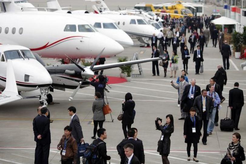 ■受油價同滙率拖累,航空股迷霧籠罩,「登機」要睇清楚。資料圖片 ■受油價同滙率拖累,航空股迷霧籠罩,「登機」要睇清楚。資料圖片