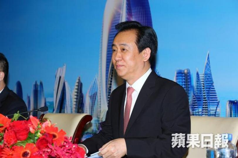 ■內房股近日表現不錯,恒大創近日新高。圖為恒大主席許家印。 資料圖片 ■內房股近日表現不錯,恒大創近日新高。圖為恒大主席許家印。 資料圖片