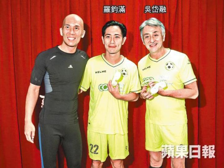 吳岱融稱做運動出身汗如食中藥。 吳岱融稱做運動出身汗如食中藥。