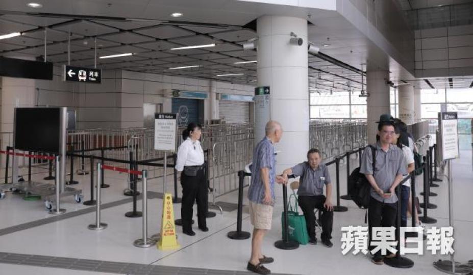 港鐵指因應中國鐵路總公司最新公佈的票價,已更新有關車費表。 港鐵指因應中國鐵路總公司最新公佈的票價,已更新有關車費表。