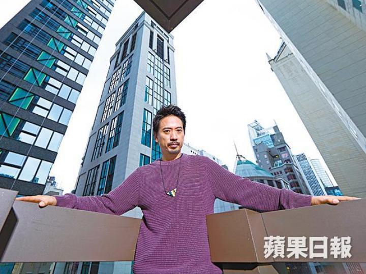 Eric與Grace上月慶祝拍拖18周年,原來兩人都曾出軌,慶幸重拾恩愛。
Eric與Grace上月慶祝拍拖18周年,原來兩人都曾出軌,慶幸重拾恩愛。