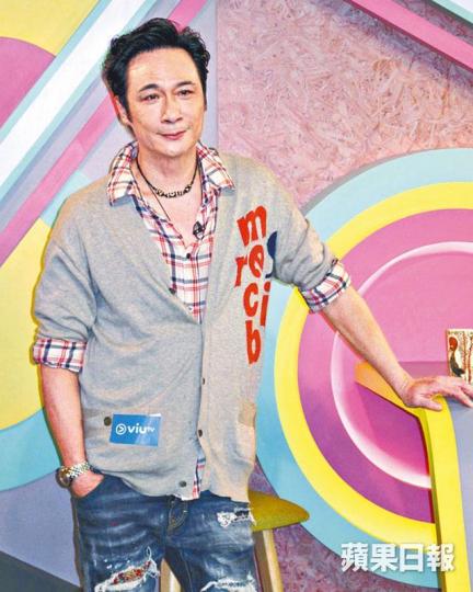 吳鎮宇稱趁暑假放下工作享受親子樂。 吳鎮宇稱趁暑假放下工作享受親子樂。