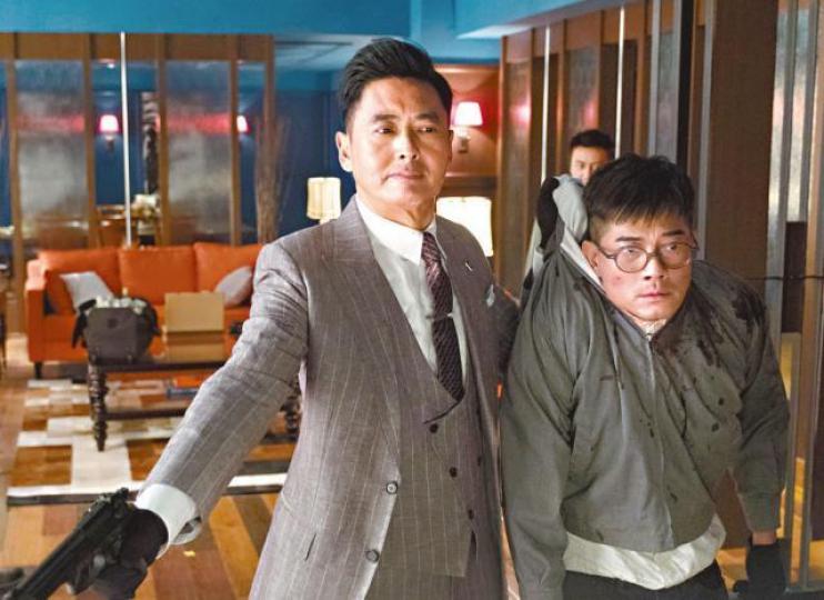 發哥(左)與郭富城在片中大鬥演技。 發哥(左)與郭富城在片中大鬥演技。