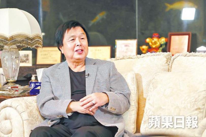 蔡志明稱「由25歲到40歲,我都未玩過,日日就喺公司做嘢」。蔡志明在辦公室裏養了兩隻可愛的松鼠狗。蔡志明對於玩具充滿情意結。蔡志明說不喜歡拍照,但其辦公室內放了不少家庭照。蔡志明小時候喜歡通山跑,小學六年級更與同學去打雀。 蔡志明稱「由25歲到40歲,我都未玩過,日日就喺公司做嘢」。蔡志明在辦公室裏養了兩隻可愛的松鼠狗。蔡志明對於玩具充滿情意結。蔡志明說不喜歡拍照,但其辦公室內放了不少家庭照。蔡志明小時候喜歡通山跑,小學六年級更與同學去打雀。