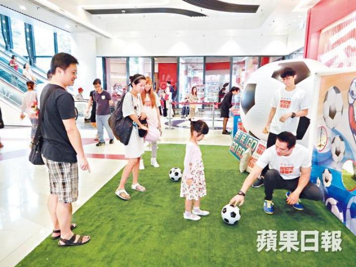 民坊部份商場已翻新，趕及世盃與眾同樂。民坊公共事務及市場總監黃梓謙