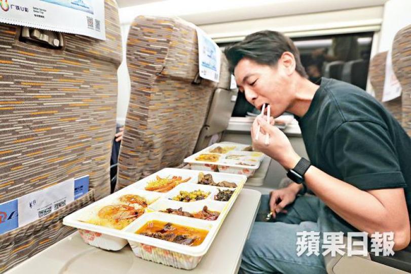 廣州南返港車程僅40多分鐘，但送飯需時20分鐘，買和吃都要趕時間。