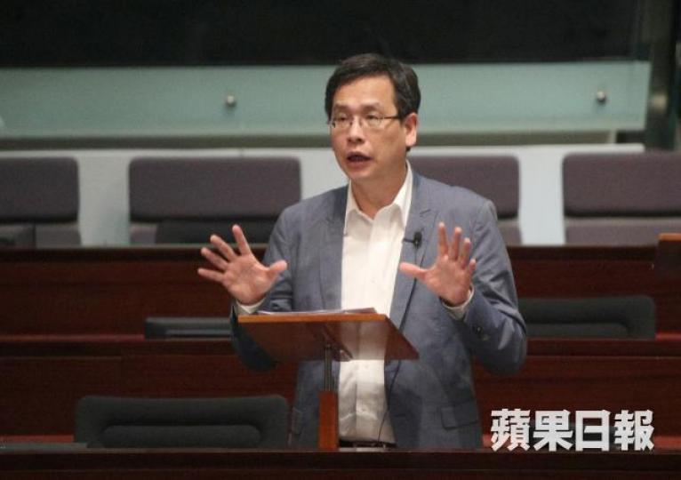 葉建源憂加學費會形成教育上的貧富懸殊。 葉建源憂加學費會形成教育上的貧富懸殊。