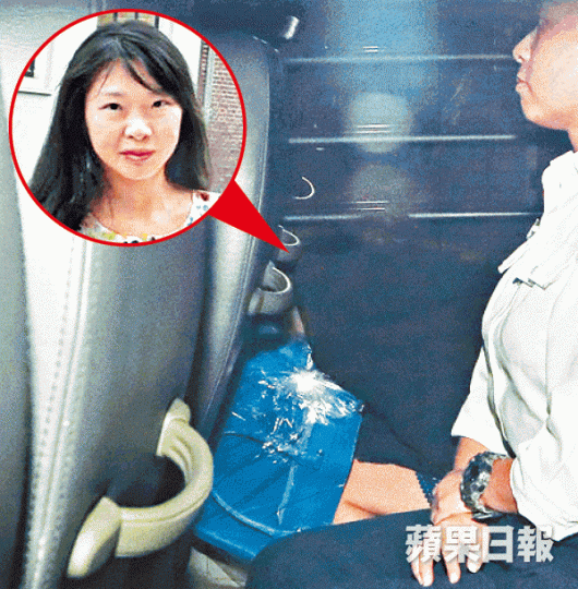 被告張家玲昨被判囚後由囚車押走。夏家朗攝 被告張家玲昨被判囚後由囚車押走。夏家朗攝