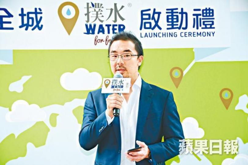 Alexander喺活動上透露自己有3個仔女,仲有教佢哋要環保啲。何耀勤攝 Alexander喺活動上透露自己有3個仔女,仲有教佢哋要環保啲。何耀勤攝