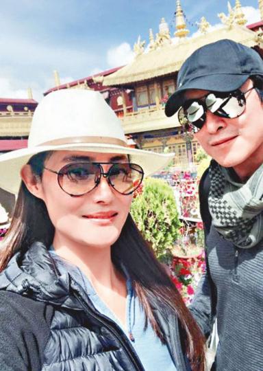 馬德鐘夫婦到西藏旅行,馬太自言是修行。互聯網圖片 馬德鐘夫婦到西藏旅行,馬太自言是修行。互聯網圖片