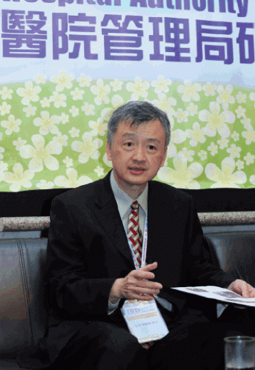 殷榮華醫生指高濃度氧氣或純氧是治療病人的一種方法。資料圖片