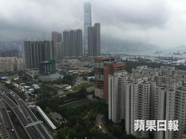 居屋和私樓（600萬以下的三房及500萬以下的兩房）將面對短暫的假跌勢，600萬以上私樓則會面對市場重整。　資料圖片