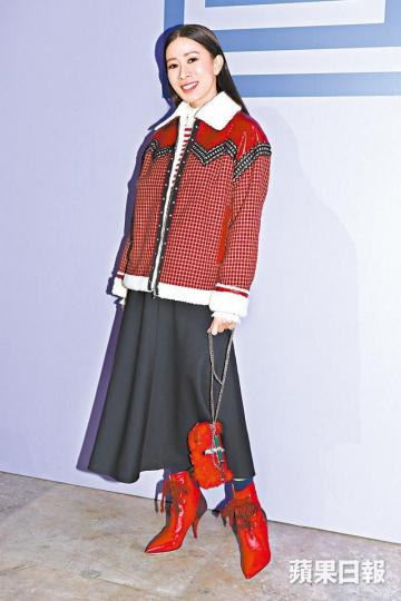 嫻妃佘詩曼巴黎連日跑五場騷。記者周樂恒巴黎傳真吳謹言跟東方色彩的服飾非常夾。記者周樂恒巴黎傳真林心如透露往巴黎參加好友婚禮,順道睇騷。記者周樂恒巴黎傳真張鈞甯看完騷除鞋走到「沙灘」影相。記者周樂恒巴黎傳真 嫻妃佘詩曼巴黎連日跑五場騷。記者周樂恒巴黎傳真吳謹言跟東方色彩的服飾非常夾。記者周樂恒巴黎傳真林心如透露往巴黎參加好友婚禮,順道睇騷。記者周樂恒巴黎傳真張鈞甯看完騷除鞋走到「沙灘」影相。記者周樂恒巴黎傳真