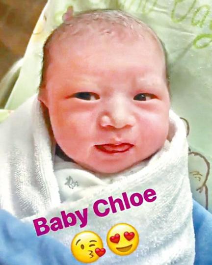 邱詠賢上載女兒視頻,當中可見Chloe相當趣致。互聯網圖片邱詠賢 資料圖片 邱詠賢上載女兒視頻,當中可見Chloe相當趣致。互聯網圖片邱詠賢 資料圖片