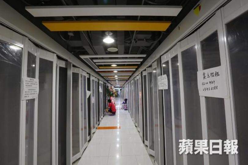 荃灣地皇廣場 荃灣地皇廣場