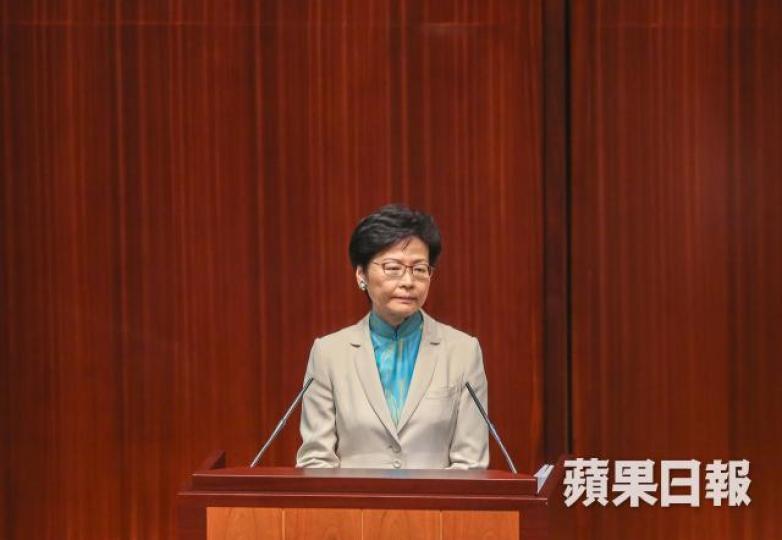 睇晒特首林鄭月娥施政報告及之後嘅說話,得出一個結論,林鄭係終極港女。資料圖片 睇晒特首林鄭月娥施政報告及之後嘅說話,得出一個結論,林鄭係終極港女。資料圖片