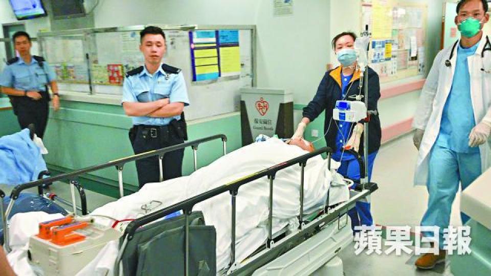 郭炳湘8月中風後被送往醫院急救。資料圖片 郭炳湘8月中風後被送往醫院急救。資料圖片