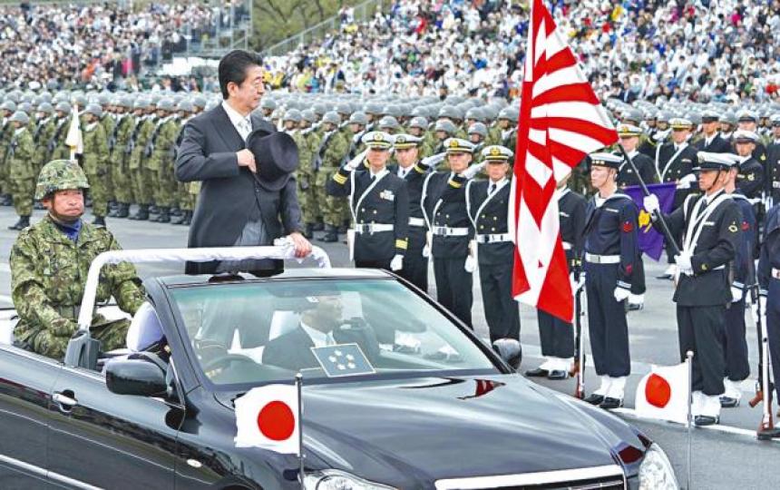 安倍訪華將談及兩國重啟防務交流。 安倍訪華將談及兩國重啟防務交流。