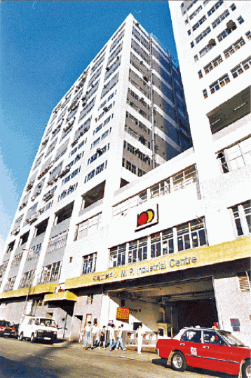 60、70年代新聞系畢業生多希望加入《明報》。