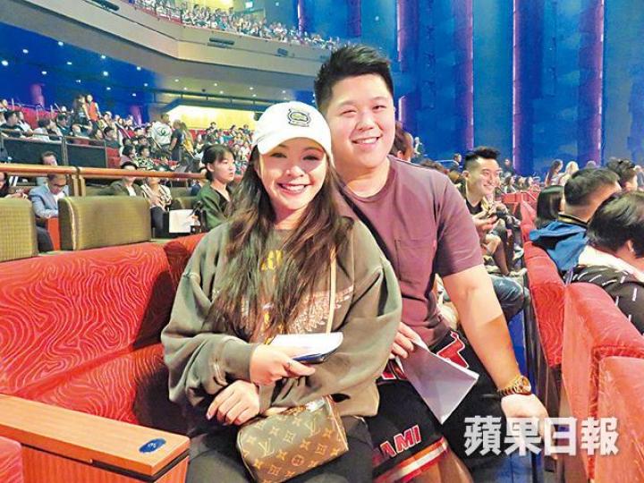 JW與男友Tarzan愛得恩愛,不時一同公開出席活動。資料圖片 JW與男友Tarzan愛得恩愛,不時一同公開出席活動。資料圖片