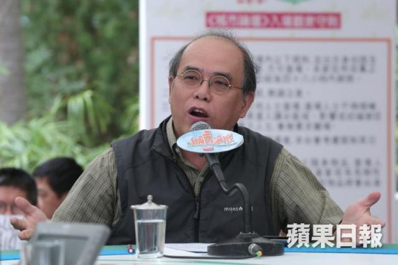 鍾劍華認為查良鏞是有心人,但「雙查方案」令不少知識分子失望。何頴賢攝 鍾劍華認為查良鏞是有心人,但「雙查方案」令不少知識分子失望。何頴賢攝
