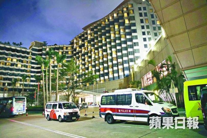 外判工程主管在紅磡都會海逸酒店墮樓身亡。 外判工程主管在紅磡都會海逸酒店墮樓身亡。