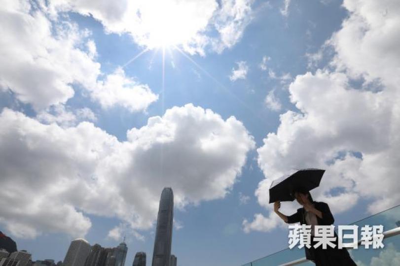 《2018年世界人才報告》香港排名連續兩年下跌，「亞洲一哥」地位更被排第13位的新加坡取代。