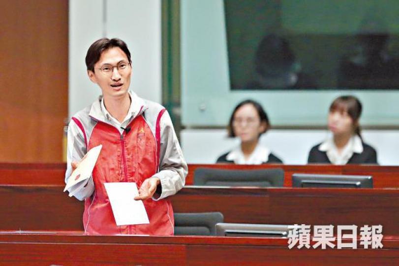 朱凱廸質疑《憲法》第一條與《基本法》相違背。何穎賢攝