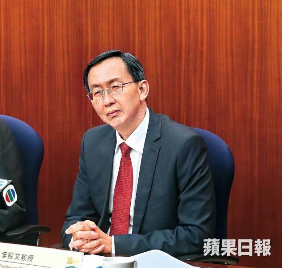 校長李經文在內部電郵透露明德繼續運作至全部學生畢業。張永霖是明德之父,曾揚言打造學院成「亞洲史丹福」。 校長李經文在內部電郵透露明德繼續運作至全部學生畢業。張永霖是明德之父,曾揚言打造學院成「亞洲史丹福」。