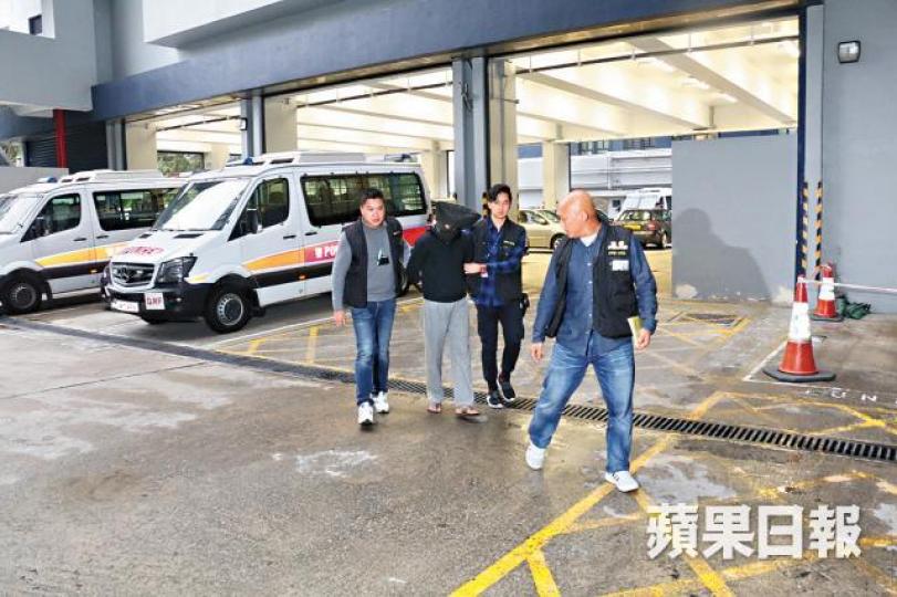 原告Khan Asaf Nawaz在前年情人節被警方拘捕。資料圖片 原告Khan Asaf Nawaz在前年情人節被警方拘捕。資料圖片