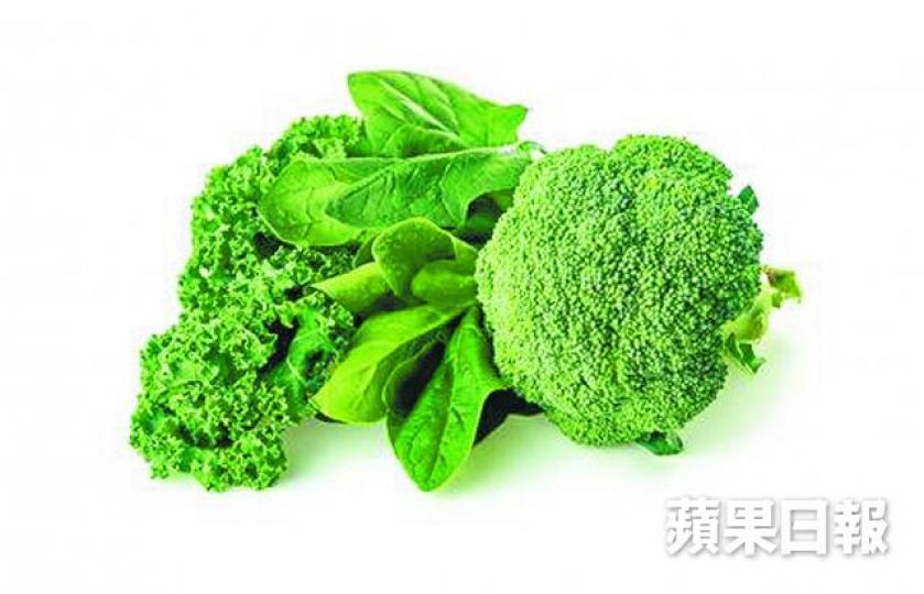 西蘭花及菠菜對黃斑點有益。