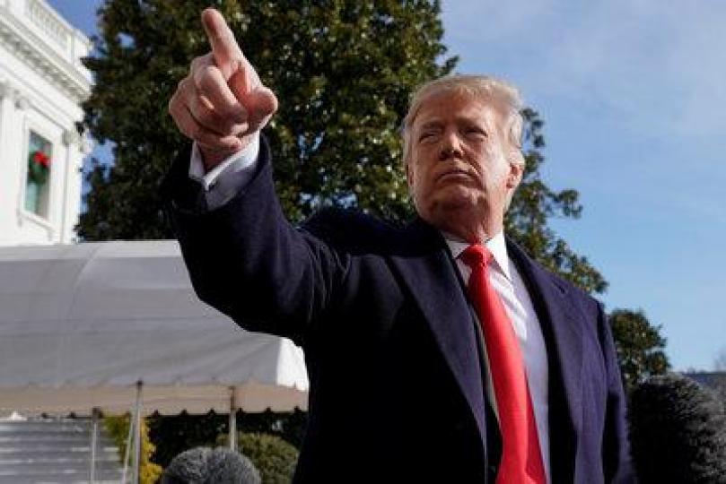 _e123_qLt8So_trump