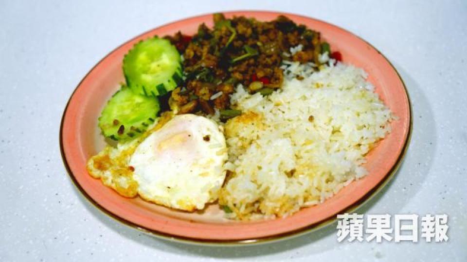 營養師關建慧建議減磅人士先嘗試由「走皮」、「少汁」做起。 營養師關建慧建議減磅人士先嘗試由「走皮」、「少汁」做起。