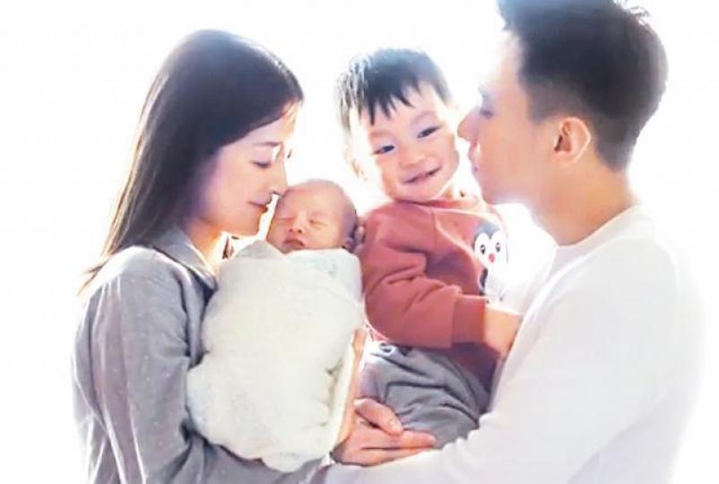 張名雅表示順產誕子,今次比起上一胎沒那麼痛。互聯網圖片 張名雅表示順產誕子,今次比起上一胎沒那麼痛。互聯網圖片