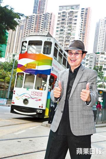 鄧英敏在無綫多年,見盡公司內的山頭文化,他卻從不埋堆,只因他覺得山頭總有一日會冧。鄧英敏在78年加入《歡樂今宵》,曾與陳玉蓮拍檔。電視圖片拍過多部劇集的鄧英敏,在《衝上雲霄II》與胡杏兒、吳卓羲有對手戲。劇照演過不少綠葉角色的鄧英敏,覺得每個角色都有發揮空間。汪明荃年初在台慶頒獎禮,明寸無綫的山頭文化阻礙發展。資料圖片 鄧英敏在無綫多年,見盡公司內的山頭文化,他卻從不埋堆,只因他覺得山頭總有一日會冧。鄧英敏在78年加入《歡樂今宵》,曾與陳玉蓮拍檔。電視圖片拍過多部劇集的鄧英敏,在《衝上雲霄II》與胡杏兒、吳卓羲有對手戲。劇照演過不少綠葉角色的鄧英敏,覺得每個角色都有發揮空間。汪明荃年初在台慶頒獎禮,明寸無綫的山頭文化阻礙發展。資料圖片