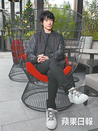 藤岡靛出道初期以模特兒工作為主,05年與方力申及已變成四人組合的Cookies一同出席時裝滙演。資料圖片
藤岡靛出道初期以模特兒工作為主,05年與方力申及已變成四人組合的Cookies一同出席時裝滙演。資料圖片