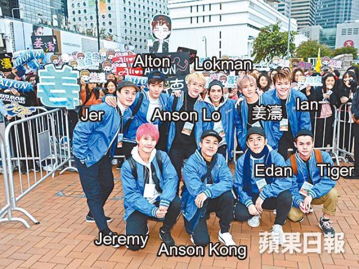 男團MIRROR昨早參與在中環舉行的百萬行，吸引大批fans到場支持。徐榮（左）和黎諾懿雖然現身撐無綫活動，但人氣輸給MIRROR。陳庭欣（左）昨早要由男友叫她起身，會合陳煒及江嘉敏（右）參與百萬行。