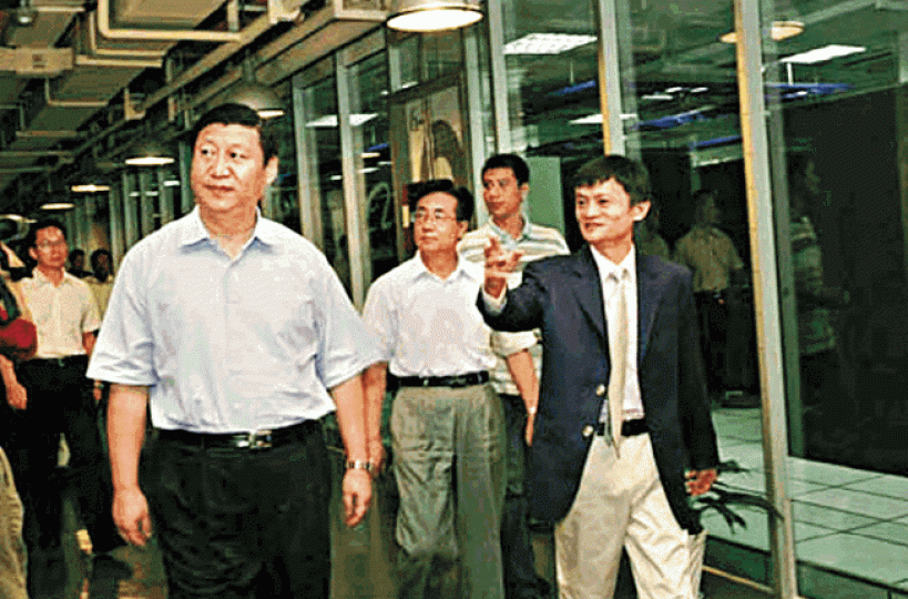 習近平2007年到訪阿里巴巴總部,馬雲陪同參觀及講解業務。 習近平2007年到訪阿里巴巴總部,馬雲陪同參觀及講解業務。