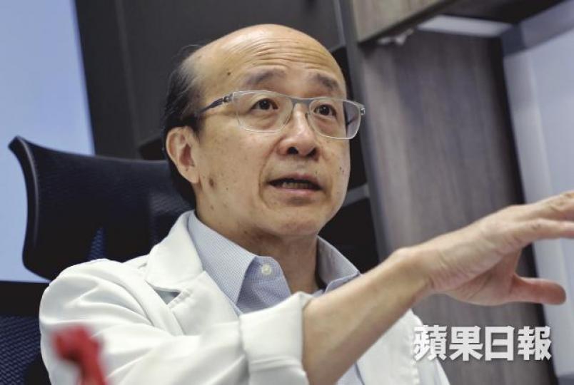 唐俊業醫生表示,工時過長、快樂程度等因素,相信均與肥胖有關。許頌明攝 唐俊業醫生表示,工時過長、快樂程度等因素,相信均與肥胖有關。許頌明攝