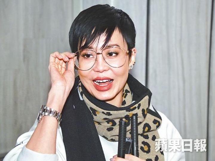 孫佳君指兩個兒子的破壞力驚人，經常打交。孫佳君爆兩子曾在家玩棒球，打爆電視。資料圖片周家怡對於拍拖一切隨緣。