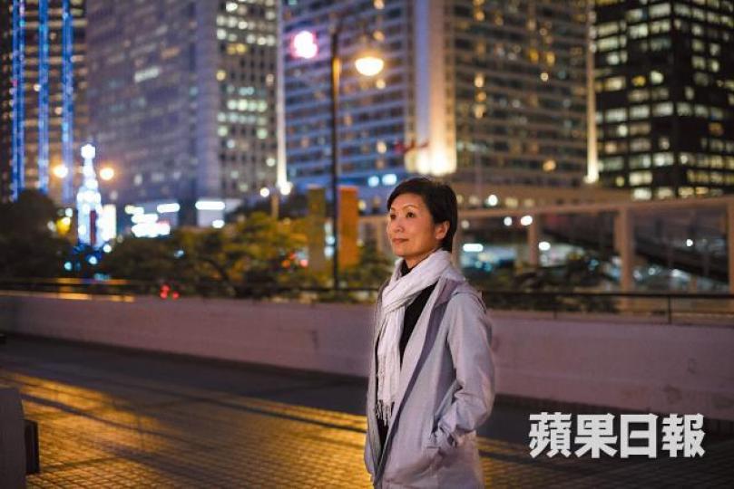葉詠詩將於2020年卸任小交藝術總監,但對音樂的熱愛卻不會減退。三十多年指揮生涯,葉詠詩的短髮加中山裝形象最深入民心。《壹週刊》圖片 葉詠詩將於2020年卸任小交藝術總監,但對音樂的熱愛卻不會減退。三十多年指揮生涯,葉詠詩的短髮加中山裝形象最深入民心。《壹週刊》圖片
