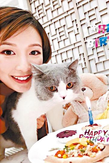 李澤楷對女友郭嘉文寵愛有加，曾送贈價值過億的豪宅。資料圖片
