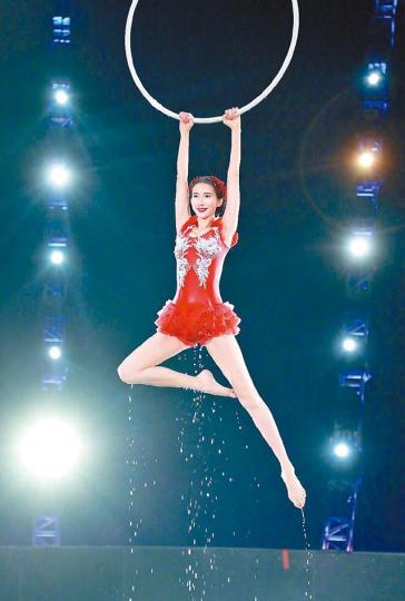 林志玲《春晚》演出成功，謙稱是工作人員的功勞。
