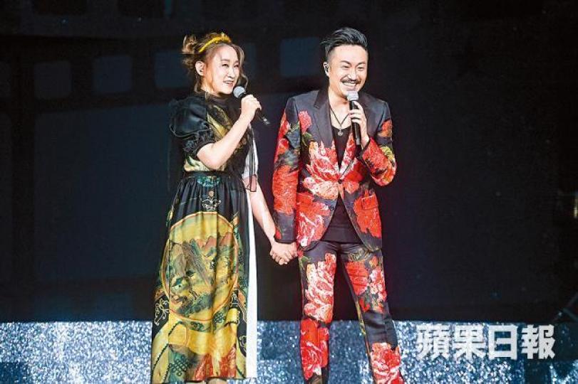 王菀之擔任鄭中基個唱嘉賓，二人在台上合唱《我真的受傷了》。