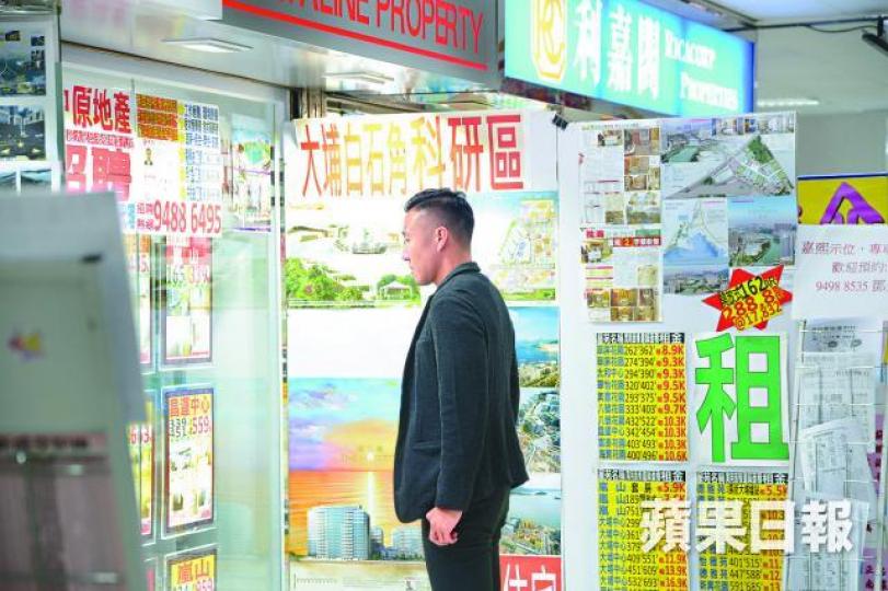 曾漢文認為樓市已經轉勢,自己手持物業亦降至較低水平。何耀勤攝 曾漢文認為樓市已經轉勢,自己手持物業亦降至較低水平。何耀勤攝